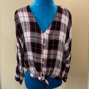 Long sleeve neck light weight relaxed plaid shirt with tie. Maroon, pink, black